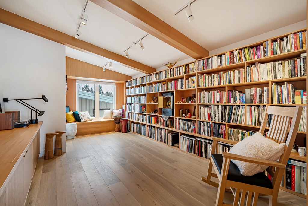 dusk real estate photography